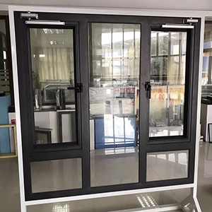 防火窗相關(guān)問(wèn)題(圖1) 開(kāi)啟防火窗.jpg